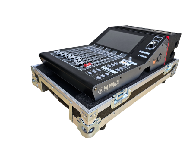 ATA Flight Case for Digital Audio Mixer Yamaha DM3 with Corner Wheels, DogHouse and Telescopic Handle